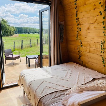 Logement Insolite : La Ruche Verte Monts-sur-Guesnes Exteriér fotografie